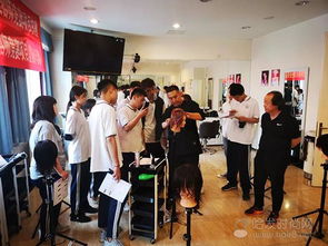 第九屆北京市商業(yè)服務(wù)業(yè)技能大賽美發(fā)師美容師競賽項目初賽與培訓(xùn)圓滿落幕